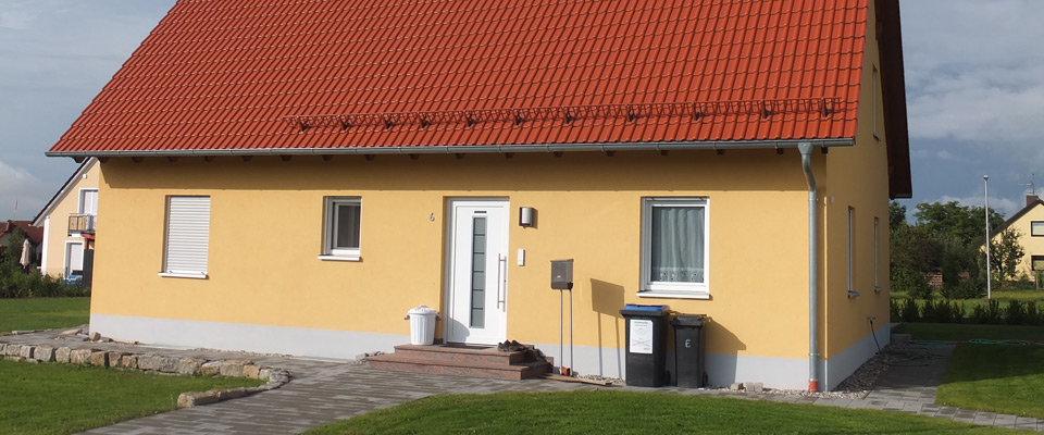 <a href="einfamilienhaeuser.htm">Einfamilienhäuser</a>