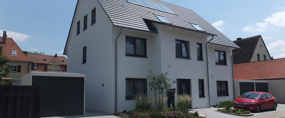 <a href="mehrfamilienhaeuser.htm">Mehrfamilienhäuser</a>