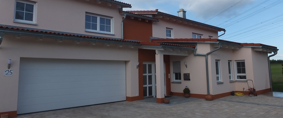 <a href="mehrfamilienhaeuser.htm">Mehrfamilienhäuser</a>