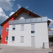 Fünffamilienhaus in Hausen