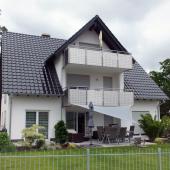 Vierfamilienhaus in Hausen